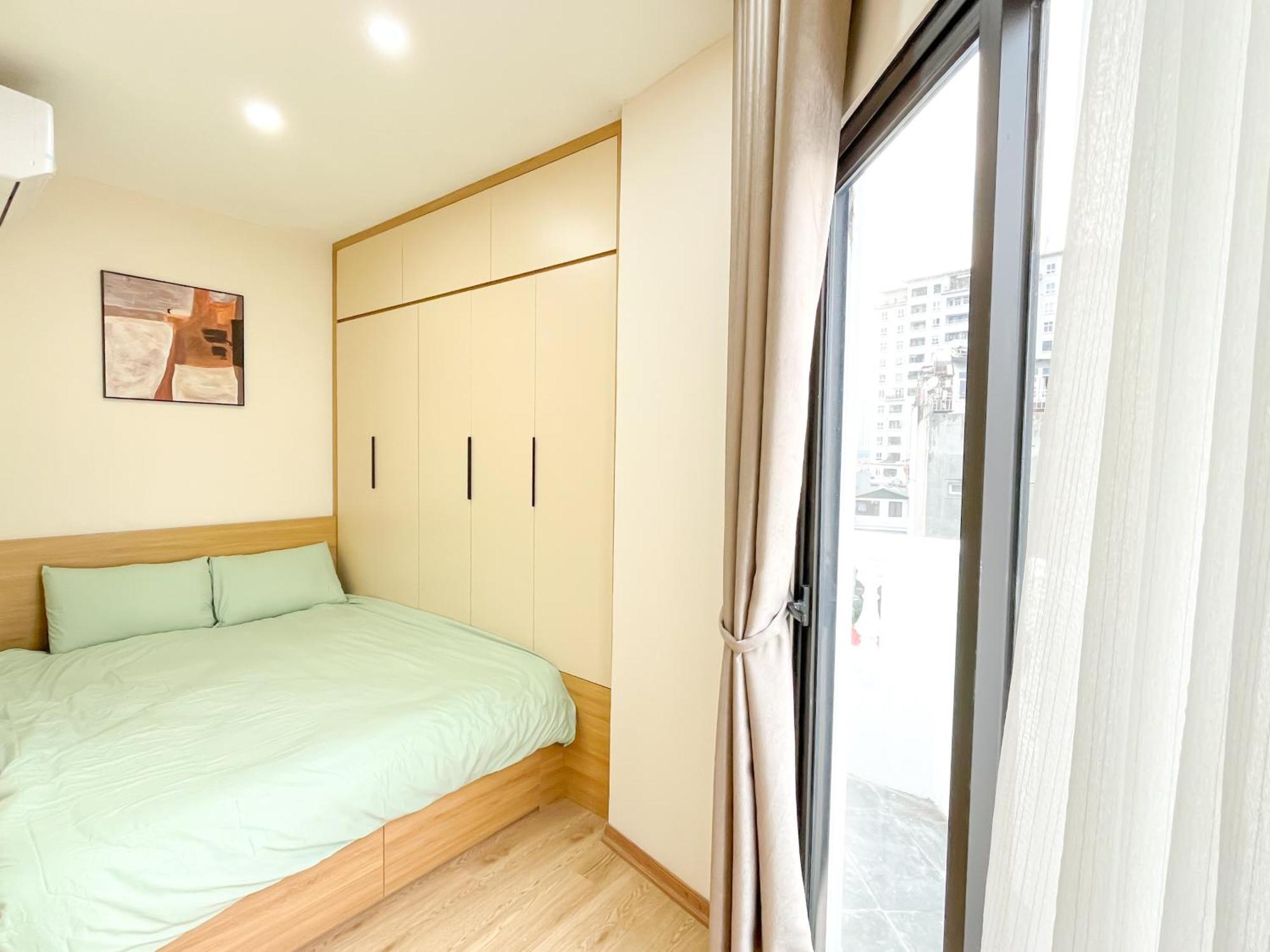 Amazing Housing Lac Long Quan Hanoi Exteriör bild