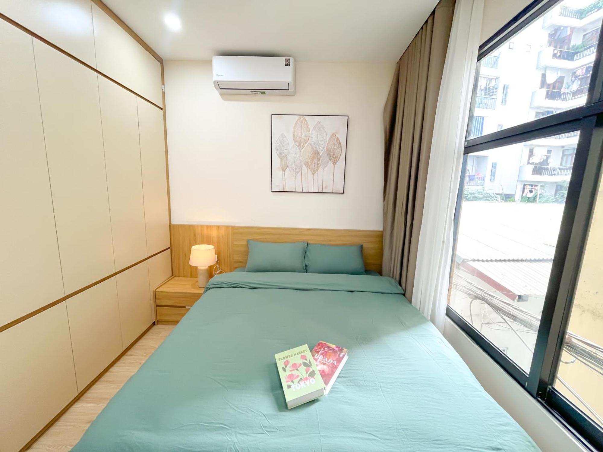 Amazing Housing Lac Long Quan Hanoi Exteriör bild