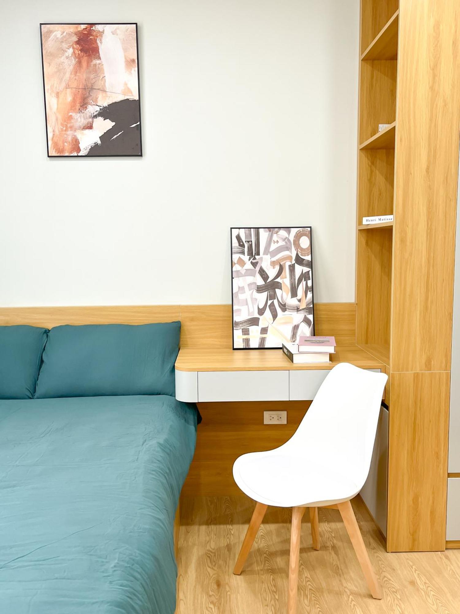 Amazing Housing Lac Long Quan Hanoi Exteriör bild
