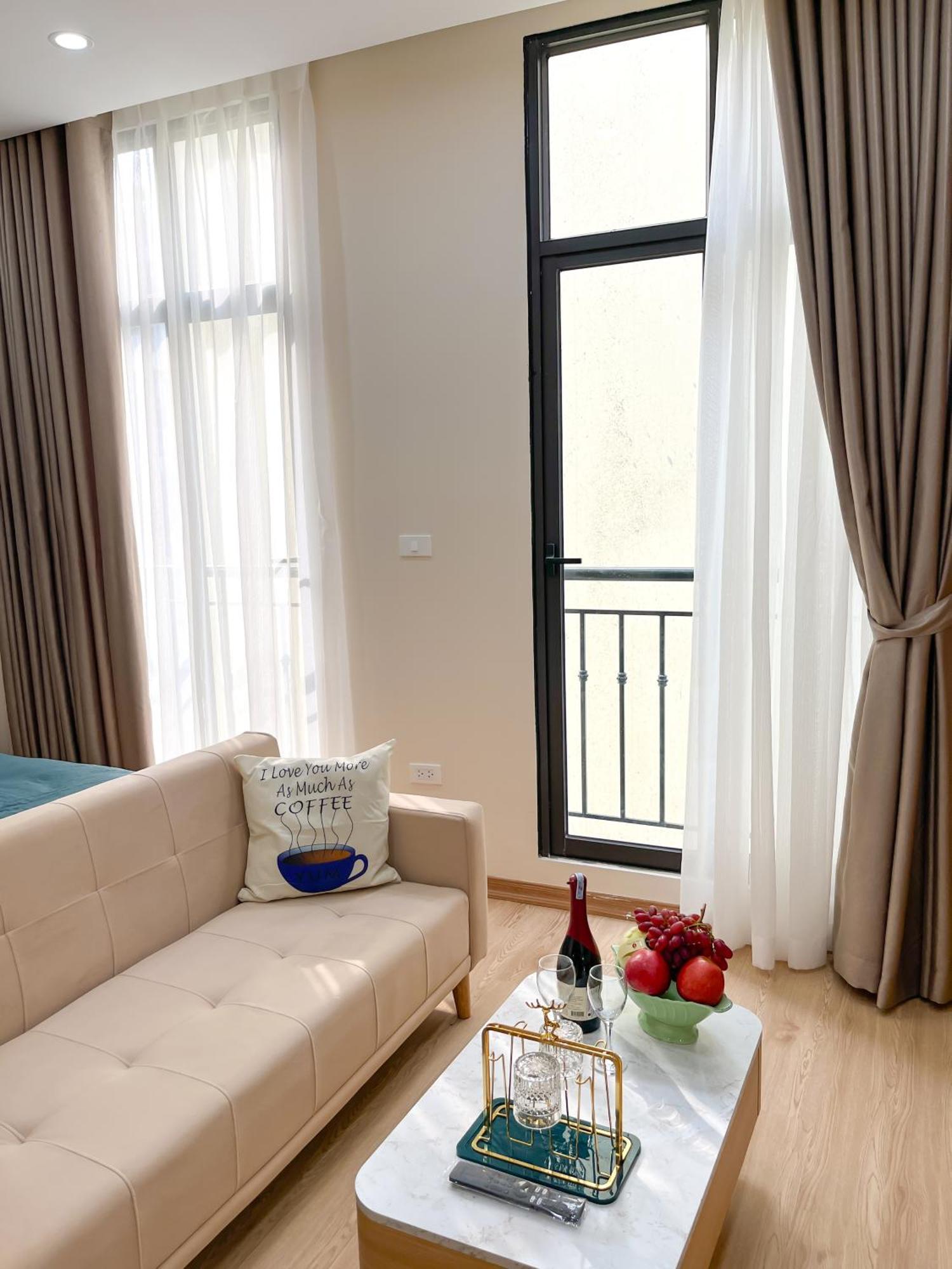 Amazing Housing Lac Long Quan Hanoi Exteriör bild