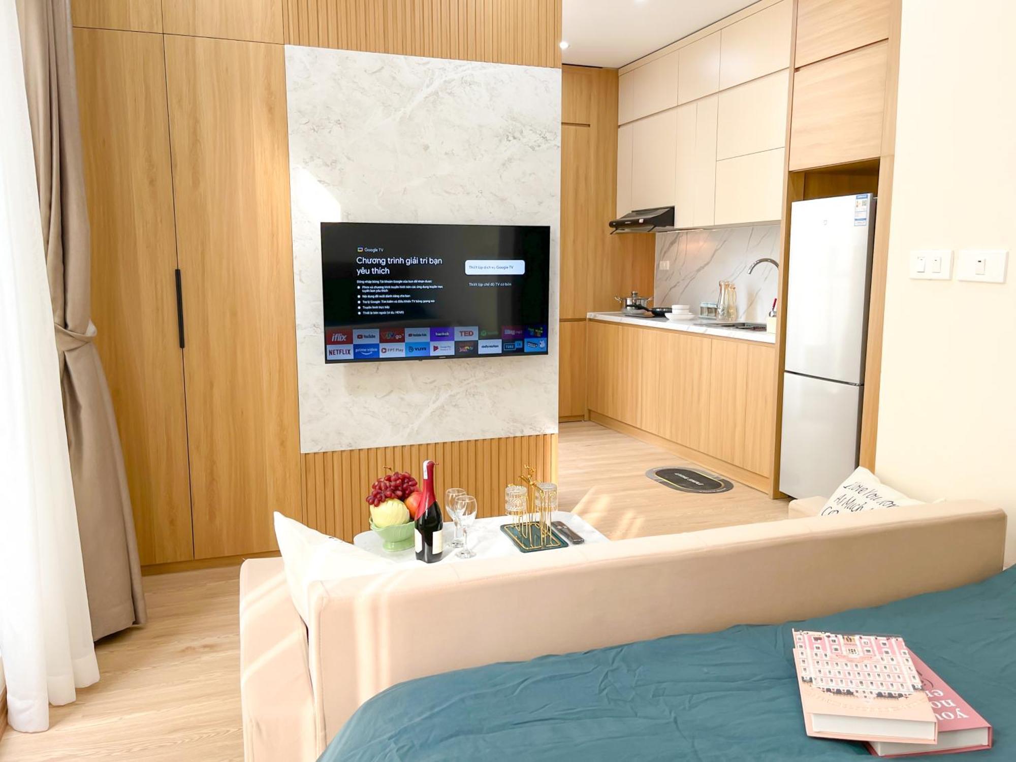 Amazing Housing Lac Long Quan Hanoi Exteriör bild