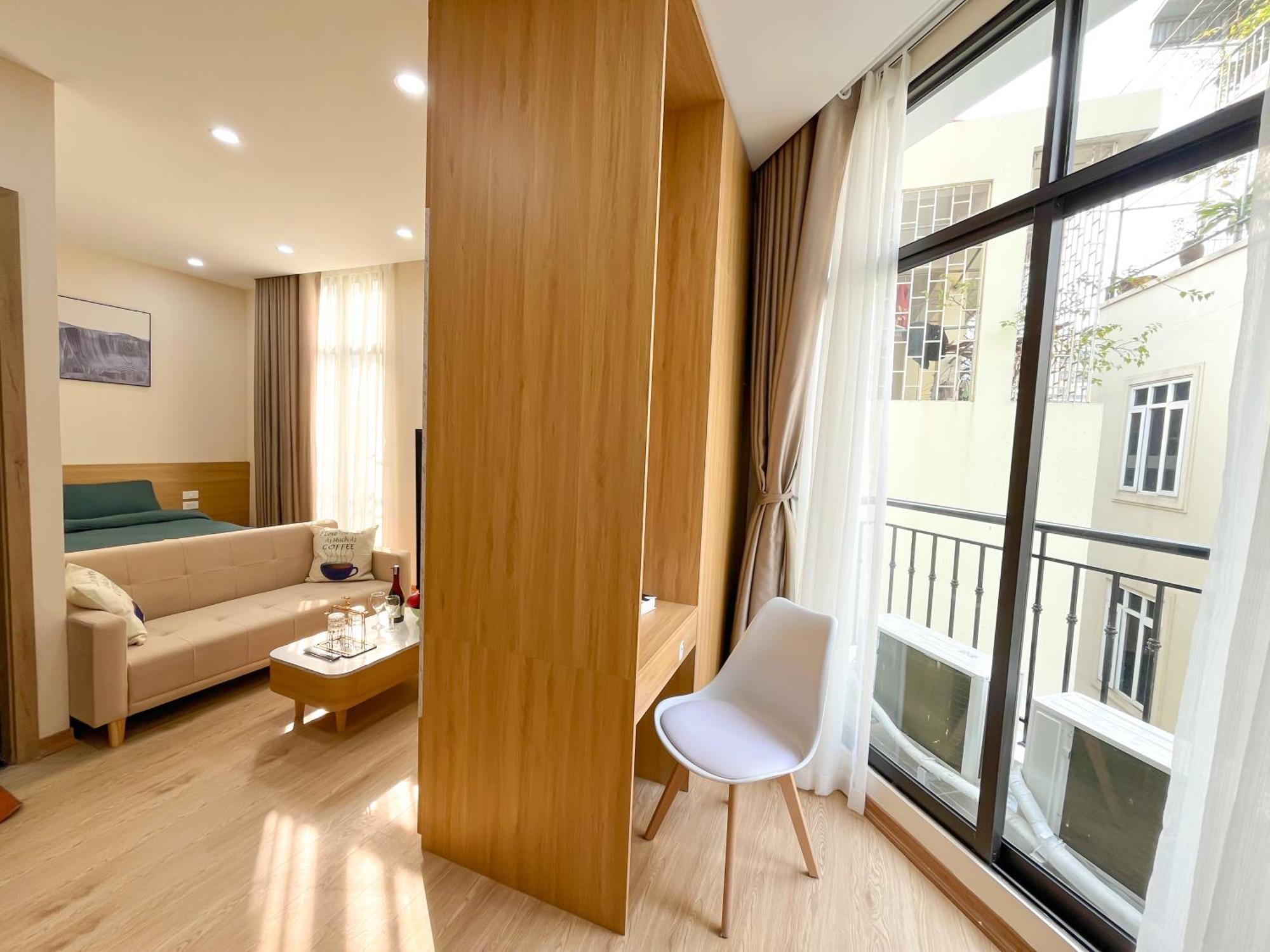 Amazing Housing Lac Long Quan Hanoi Exteriör bild