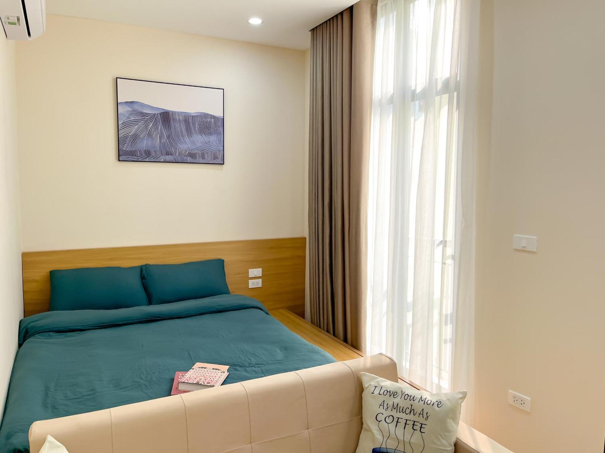 Amazing Housing Lac Long Quan Hanoi Exteriör bild